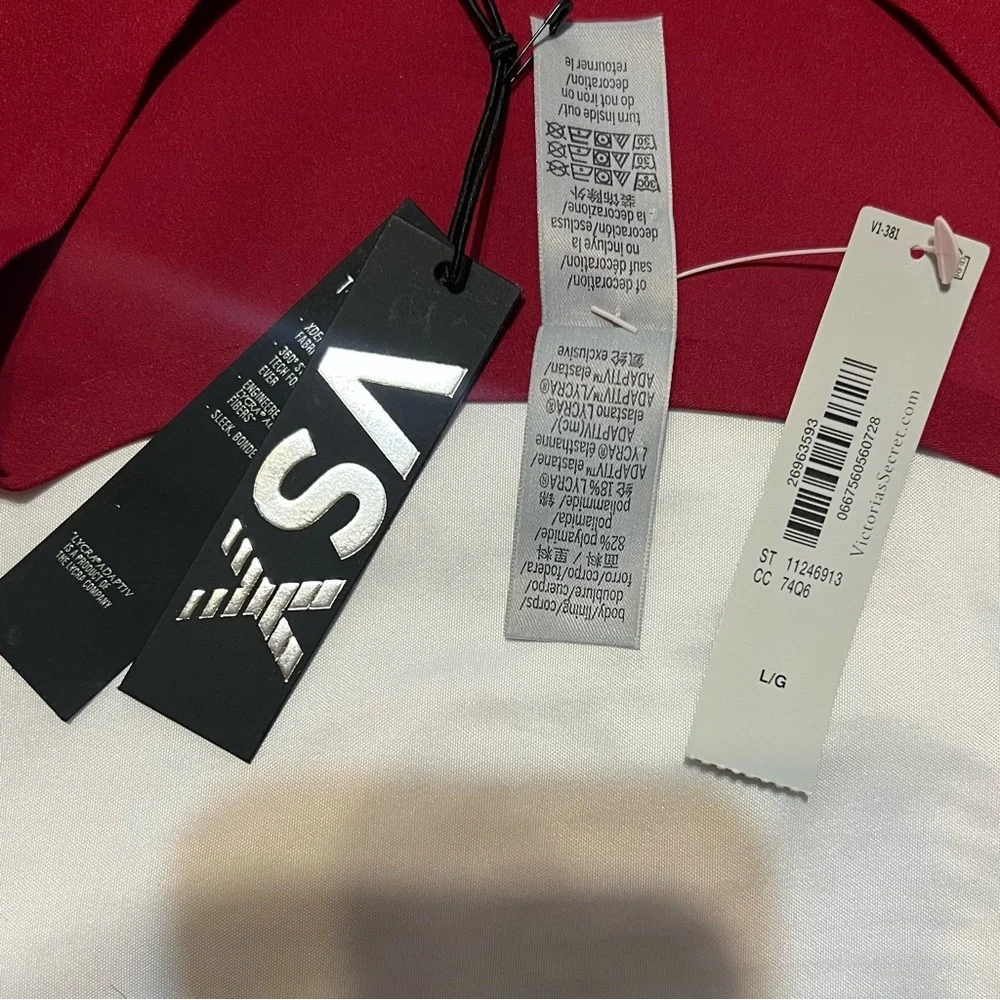 Victoria’s Secret VSX Elevate Tee Red Size Large Performance Top Crew Neck - Picture 7 of 12